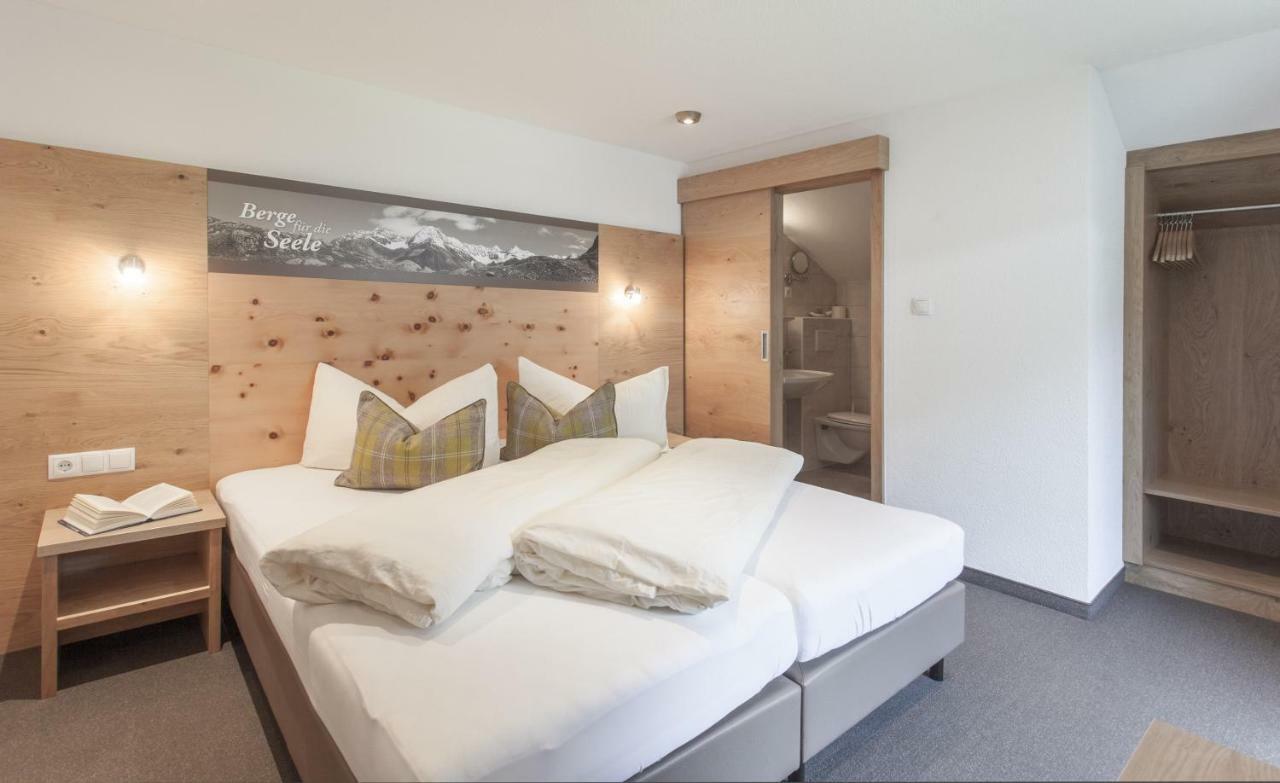 Garni Ötztal Hotell Sölden Exteriör bild