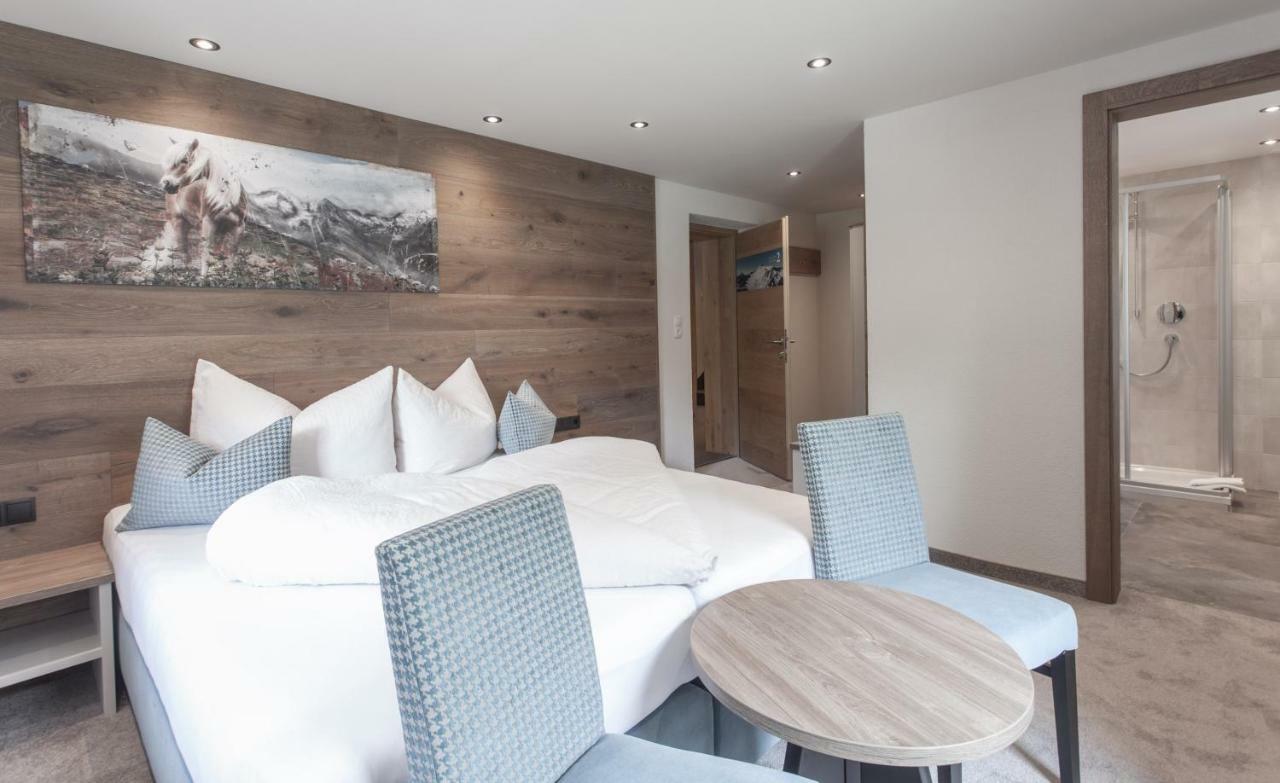 Garni Ötztal Hotell Sölden Exteriör bild