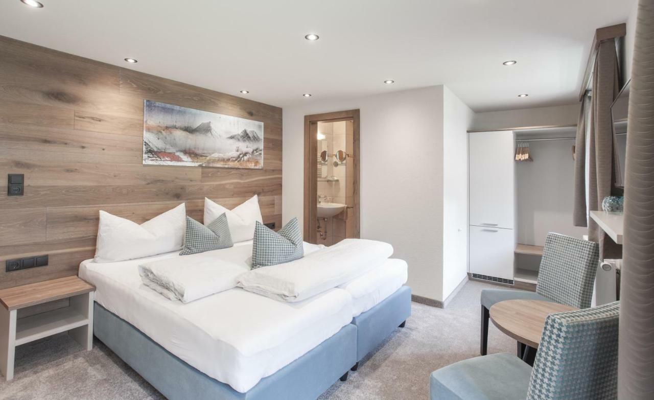 Garni Ötztal Hotell Sölden Exteriör bild